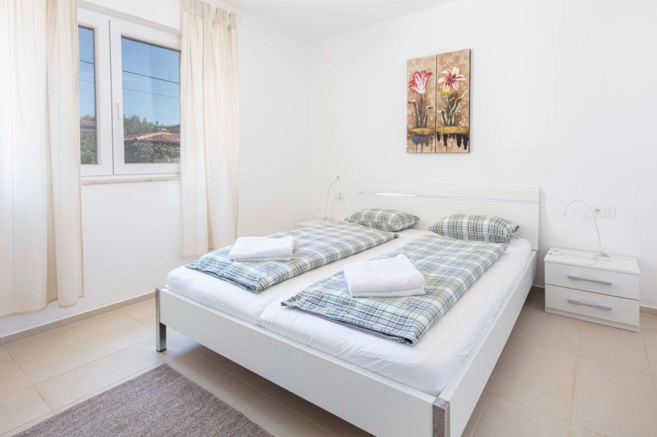 Vila More&More Linardići 外观 照片